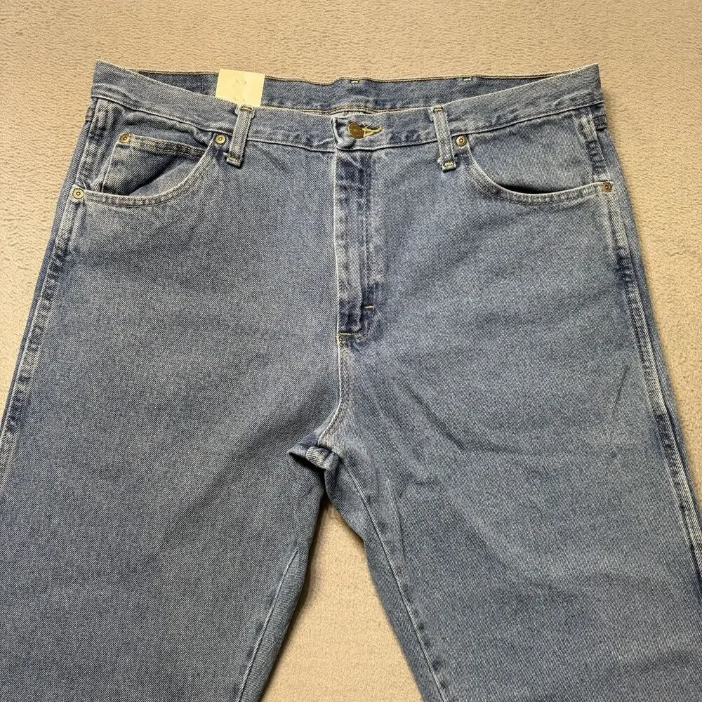 Wrangler Mens 38X32 Blue Ridge Relaxed Fit Jeans Medium Wash Denim NWT